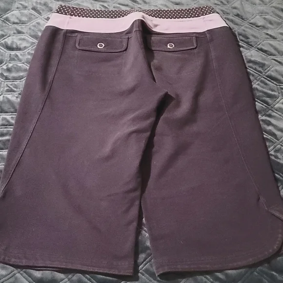 Lululemon women capri pants - Picture 4 of 5